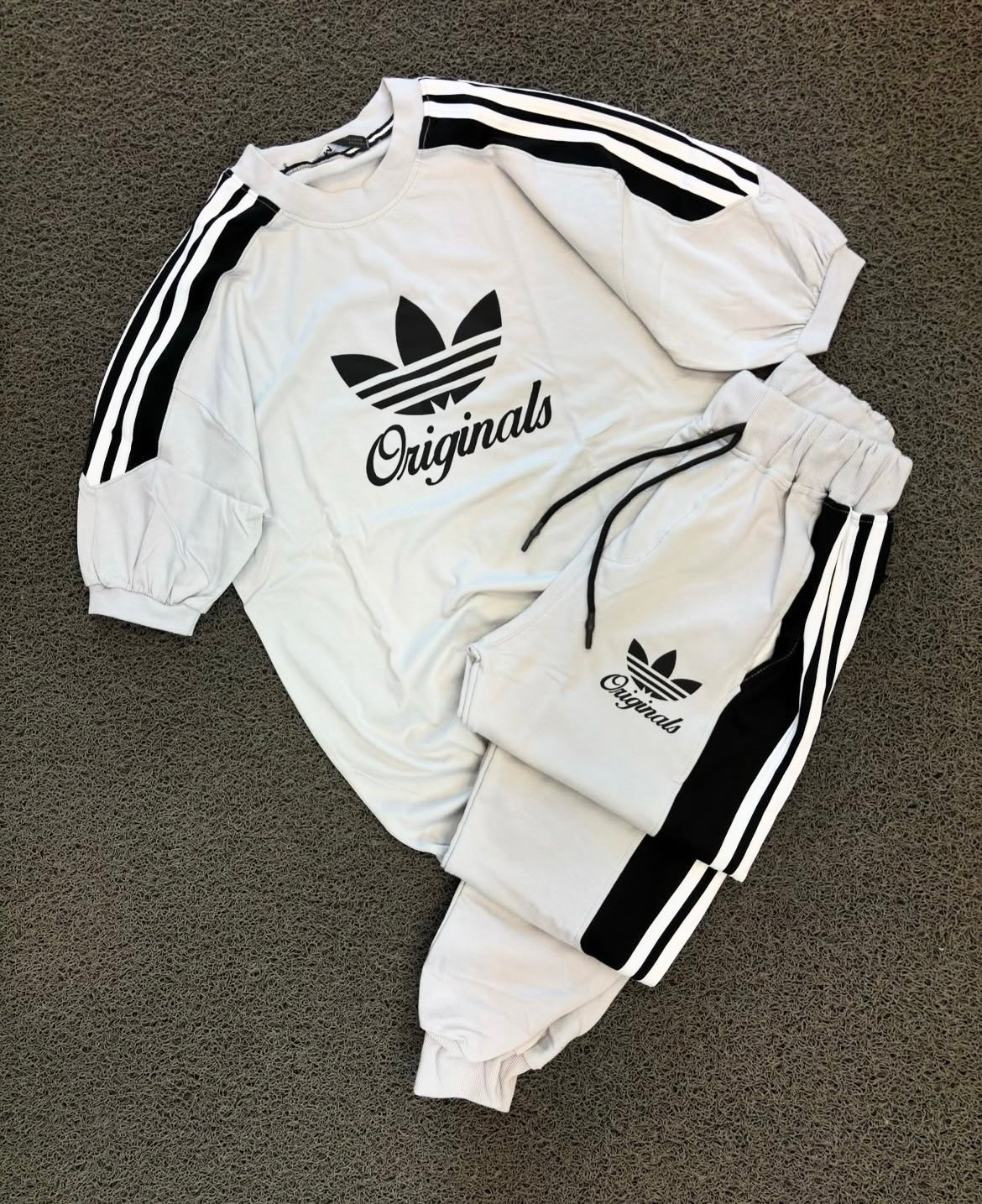 EXPORT QUALITY TRACKSUITS