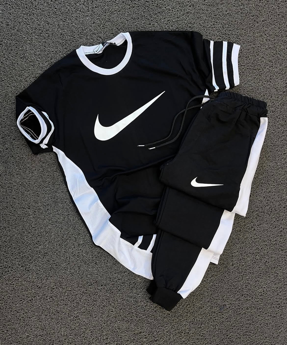 EXPORT QUALITY TRACKSUITS