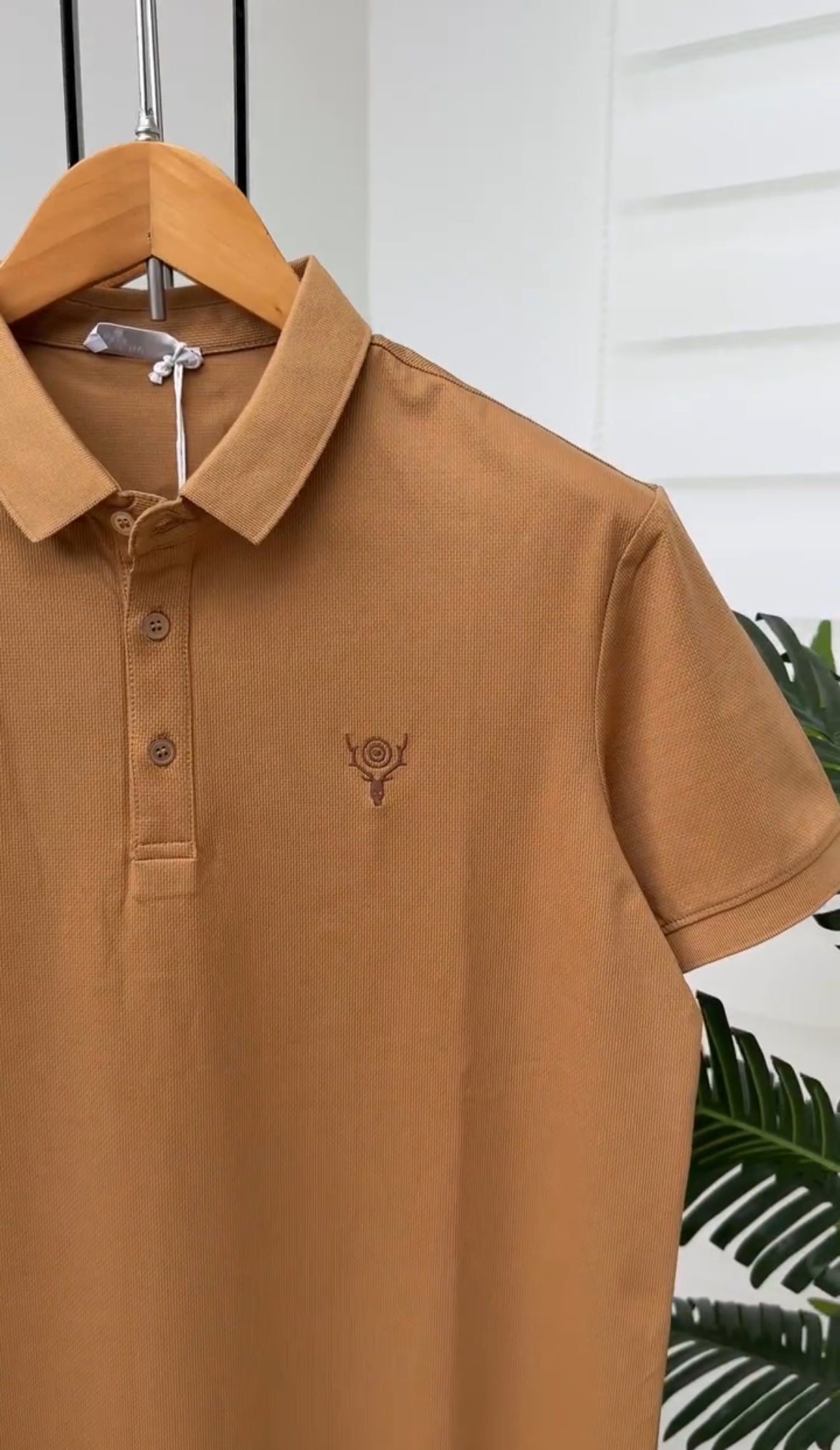 MARKHOR EMBROIDERED POLO