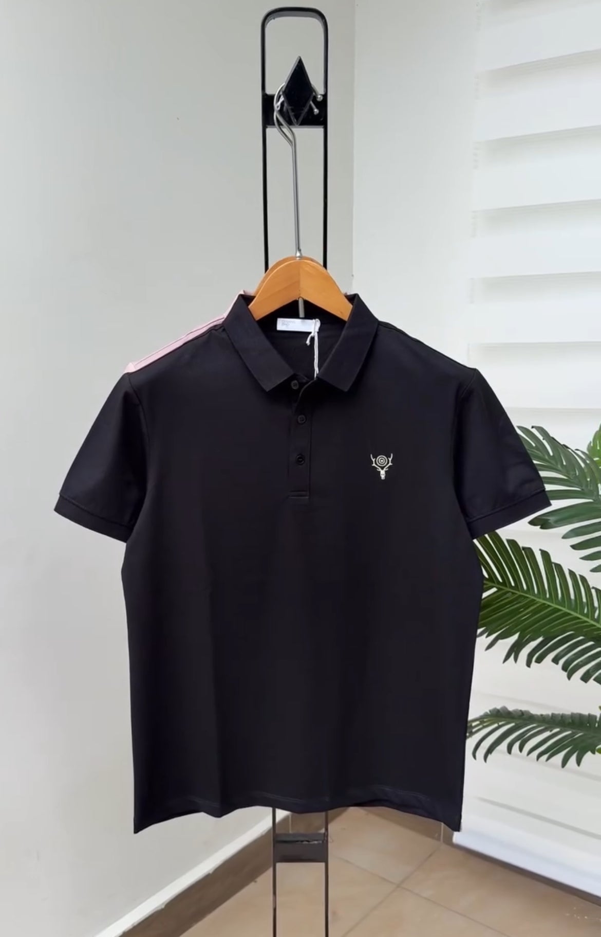 MARKHOR EMBROIDERED POLO