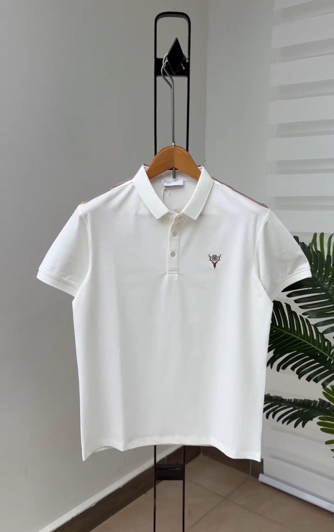 MARKHOR EMBROIDERED POLO