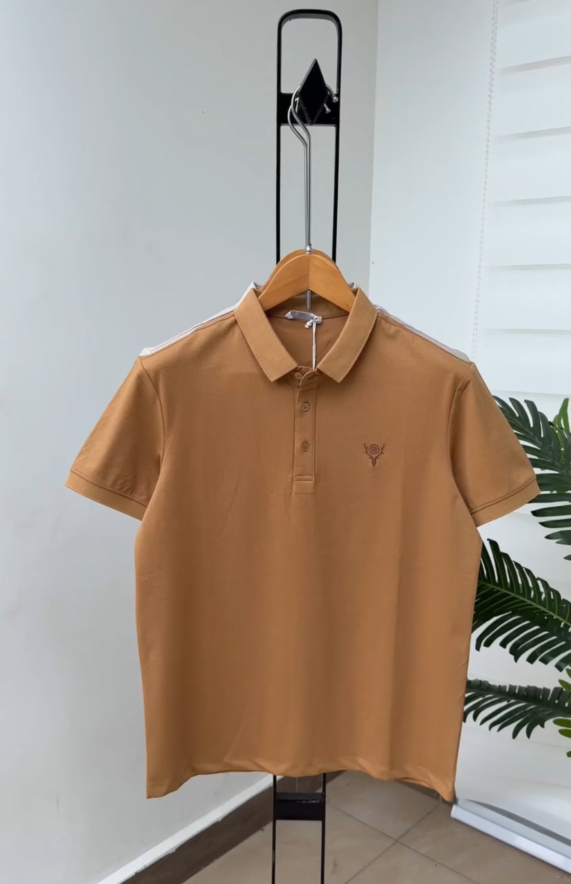 MARKHOR EMBROIDERED POLO